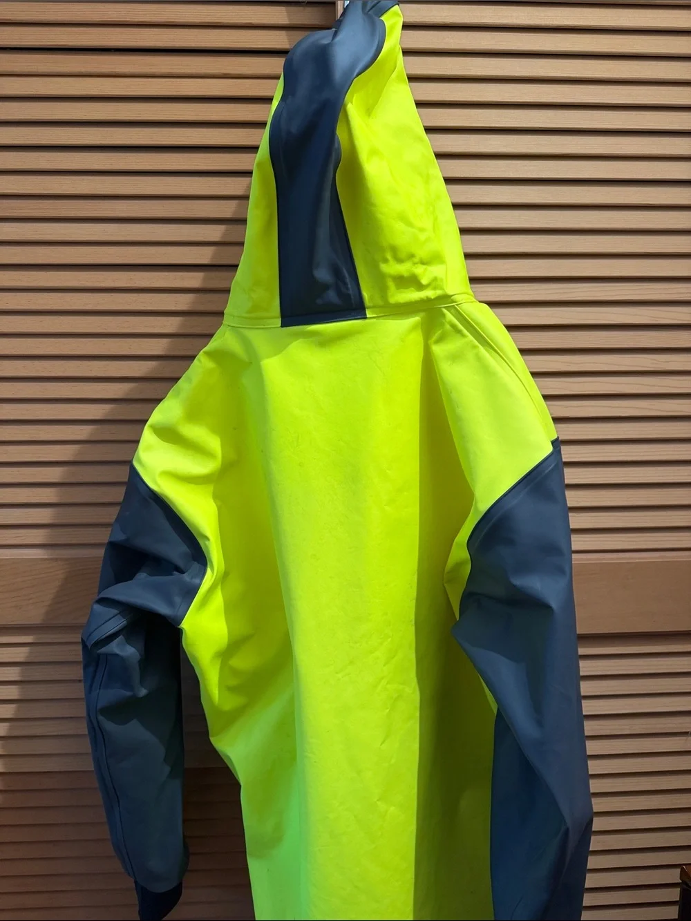 Grundéns Weather Watch Hooded Rain Jacket Hi-Vis Yellow Gray XL Fishing